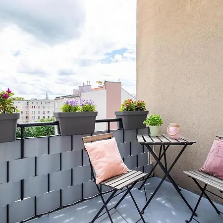 Dziewanowskiego By Downtown *